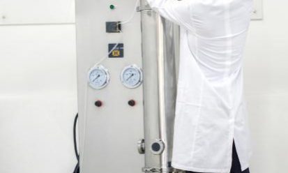 上海雅程YC-018中试型喷雾干燥机